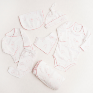 GRAN BIENVENIDA BABY SET -  AJUAR 8 PIEZAS PIMA + CAJA - LITTLE HORSES - ROSA VIEJO